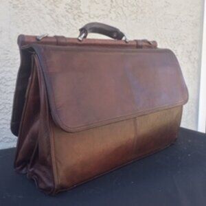 Kenneth Cole Leather Briefcase (Brown)